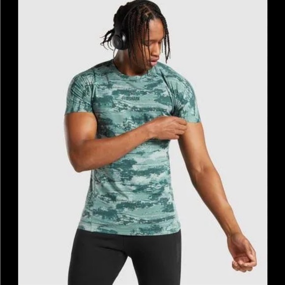 Gymshark Mens Chalk Tshirt - Picture 1 of 4